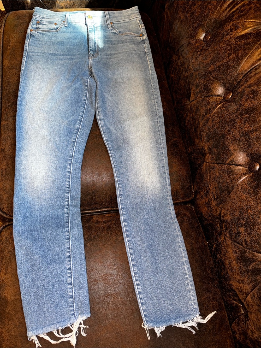 MOTHER The Looker Ankle Fray Jeans Size 27 Light Wash Raw Hem